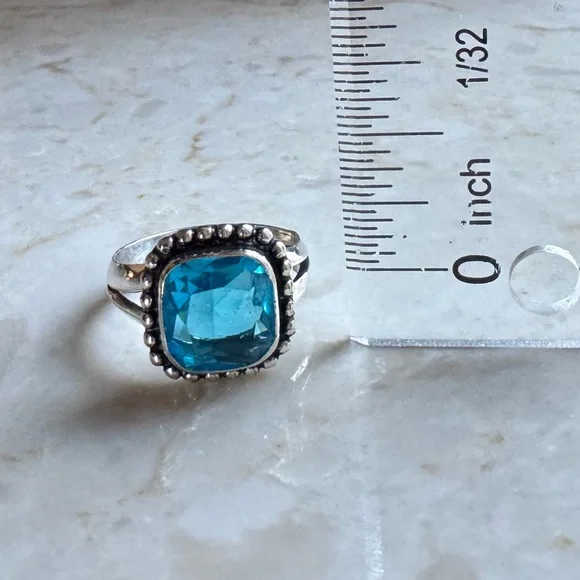NWOT Sundance Sea Court Ring, Blue Topaz, Sterling Silver